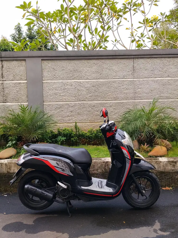 FORSALE HONDA SCOOPY DONAT 2019