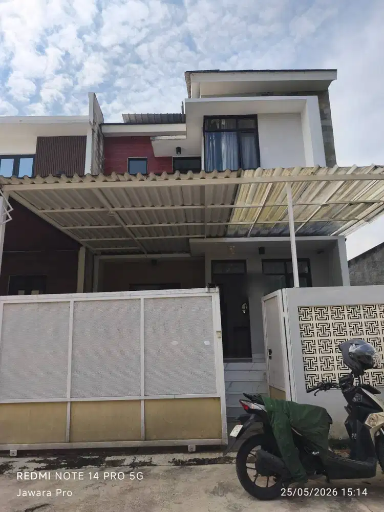 di jual murah 2 rumah 2 lantai siap huni dalam komplek di cimahi