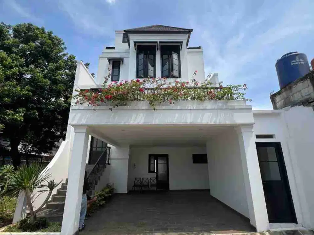 Rumah Mewah Cluster Dijual Jagakarsa nego strategis