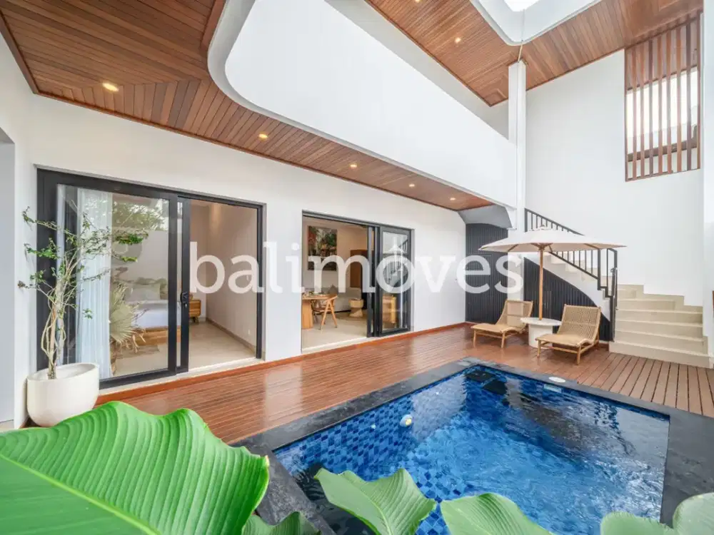 Villa Baru di Dalam Komples dengan Lima Kamar Tidur di Tepi Pantai Sanur