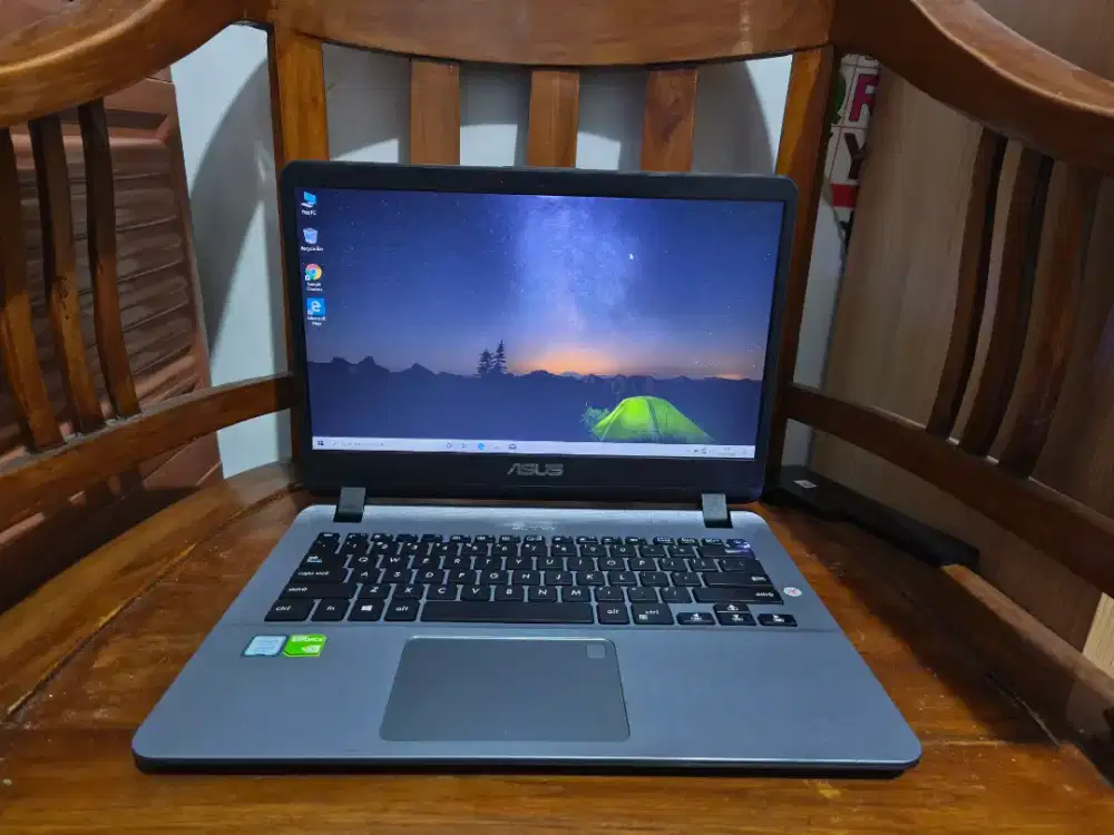 Laptop Asus A401U desaignt