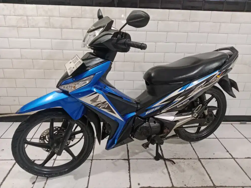 Supra x 125 tahun 2015 original bagus