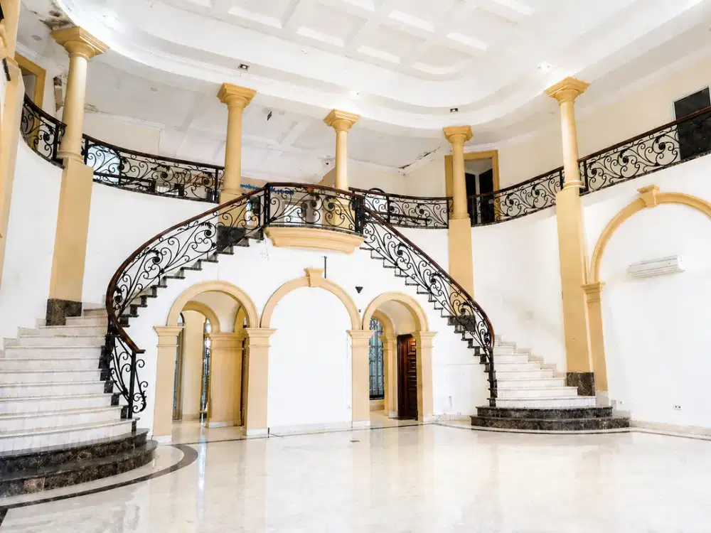 Rumah Mewah Kuningan Jaksel 2LT 954m2 11+4KT Ada Basement Bisa KPR