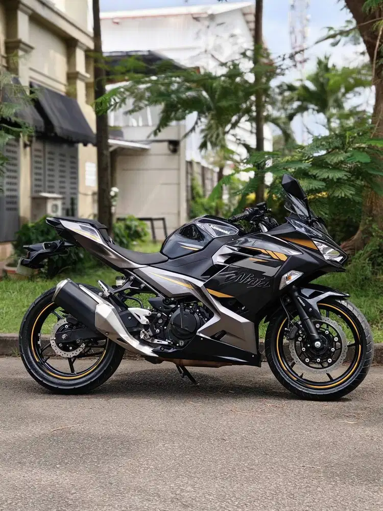 KAWASAKI NEW NINJA 250 FI ABS MDP KEYLESS 2021 GREY KM LOW PAJAK ON