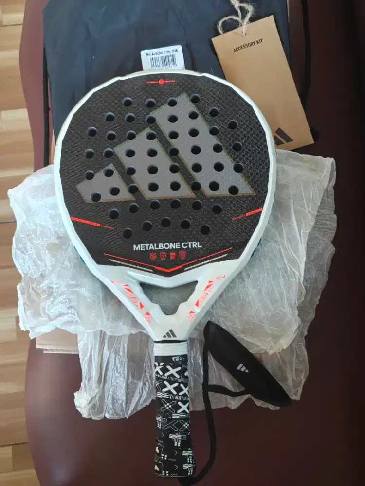 Adidas Metalbone CTRL 2026