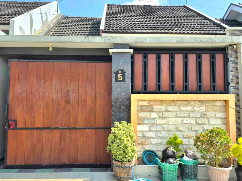 Rumah Cantik Siap Huni Semi Furnish dekat Solo