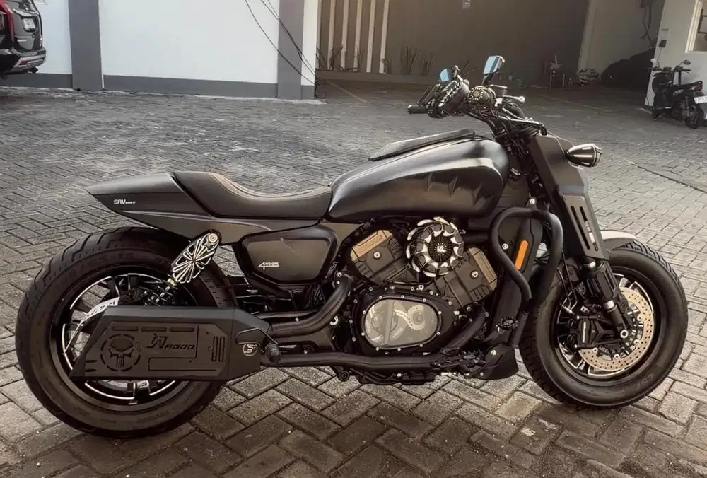 Moge Cruiser QJ motor SRV 600