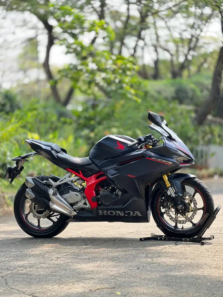 HONDA NEW CBR250RR ABS SP BIRU 2023 KM 7K PAJAK PANJANG NO MINUS