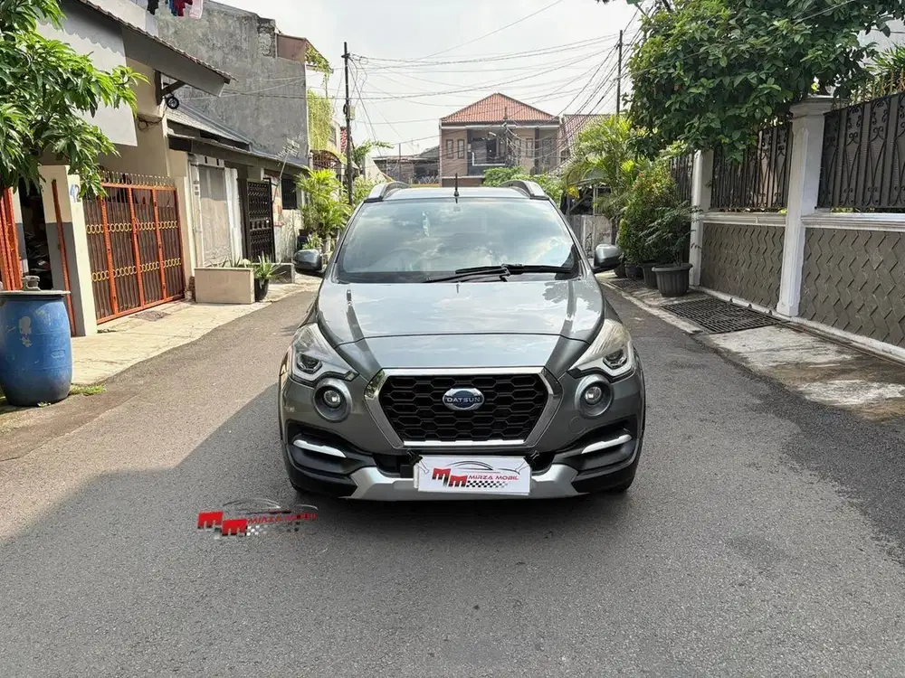 DATSUN CROSS 1.2 CVT AT 2018 Warna Abu abu
