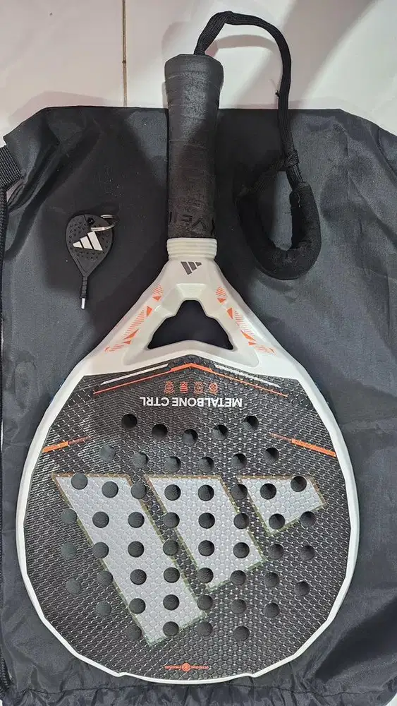 RAKET PADEL ADIDAS METALBONE Ctrl 2026
