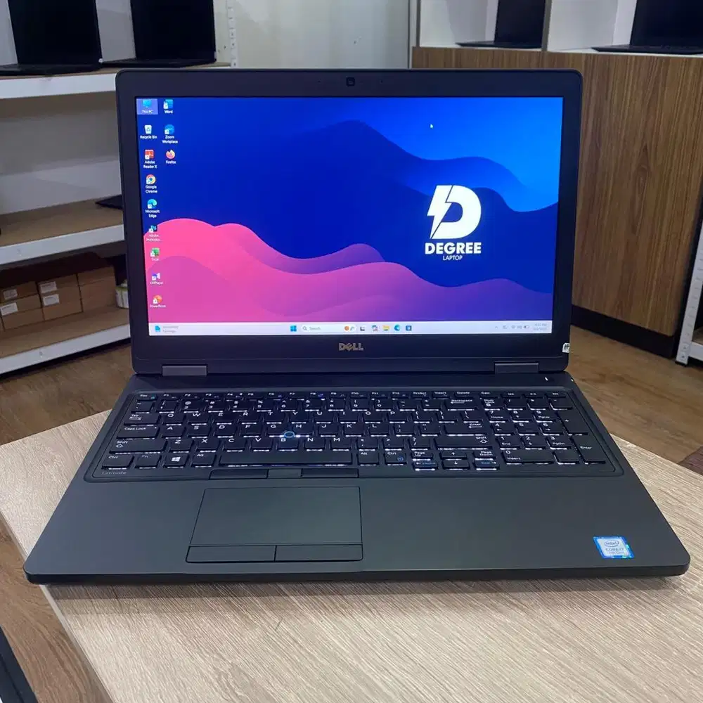 Dell Latitude 5580 NVIDIA GeForce 930MX i7 Gen 7 Ram 8GB Ssd 256GB