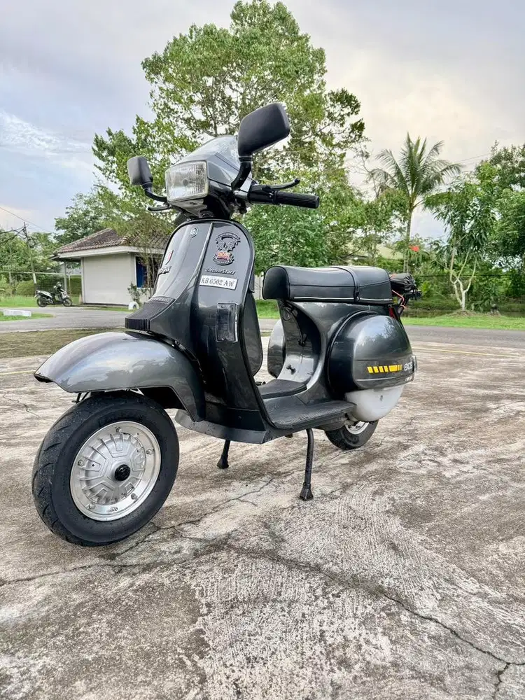 Vespa Excel 2001 siap lawan Ninja