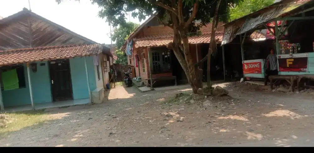 Jual 2 rumah satu sertifikat