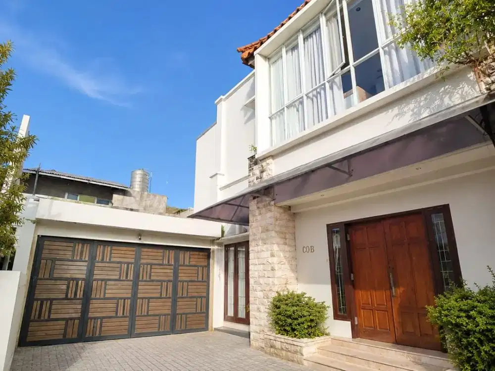 Dijual rumah strategis lingkungan elite. By Pass Garden Residence Sanur