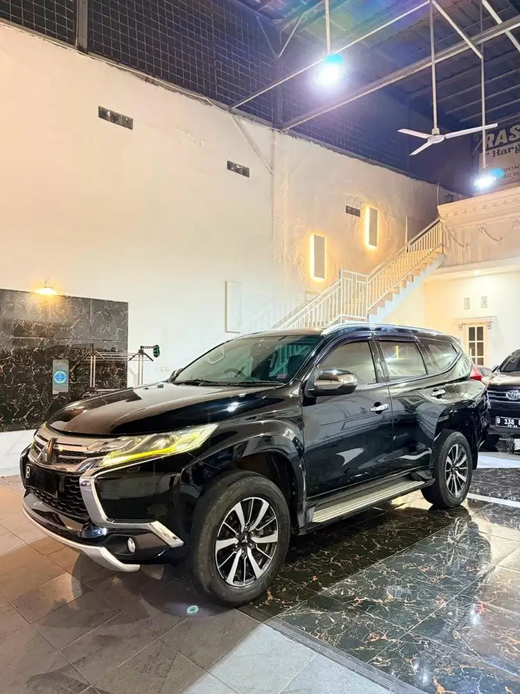 Pajero Dakar Sunroof 2017 Istimewa Tangan 1 bru jual cepat bu Cash