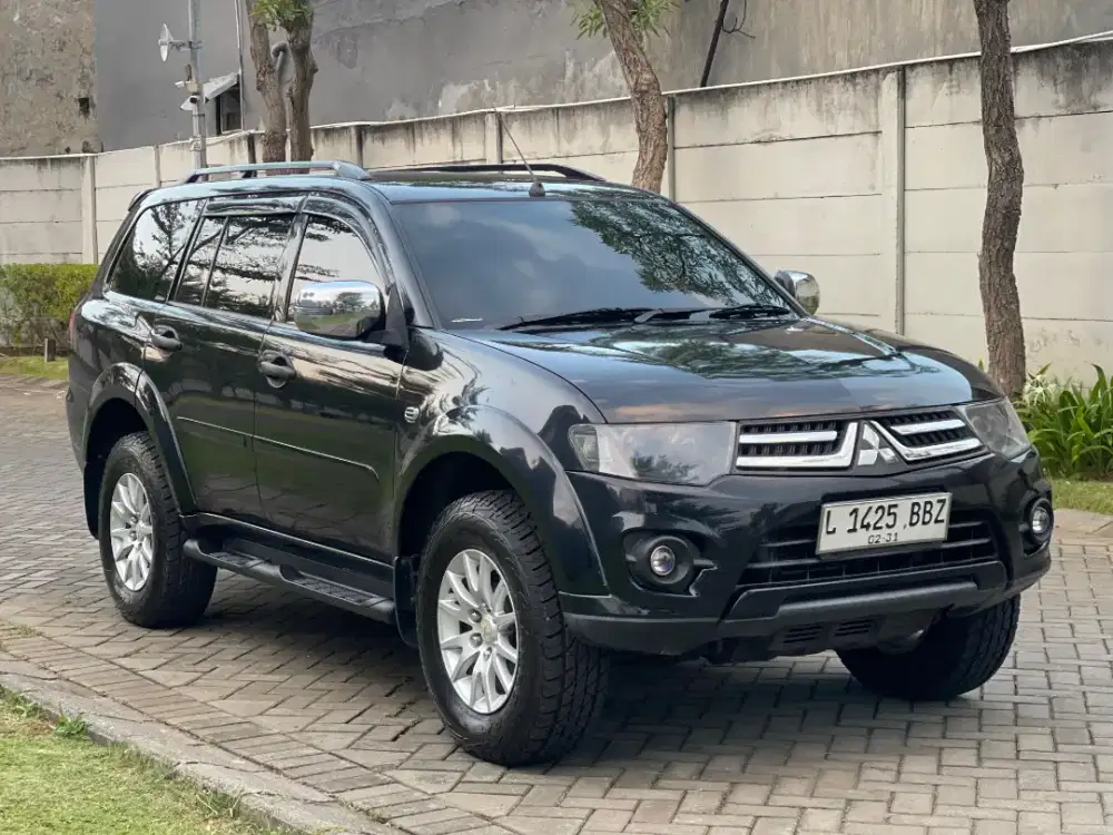 Pajero sport exceed VGT solar matic