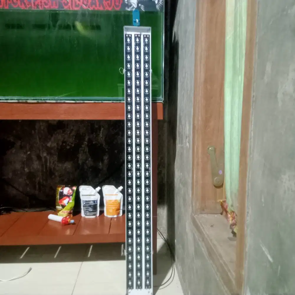 Lampu tanning rakitan HPL