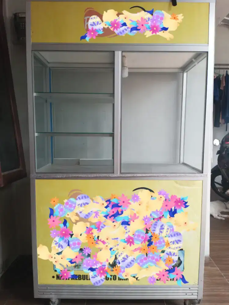 Etalase Bekas panjang 100cm lebar 50cm tinggi 170cm