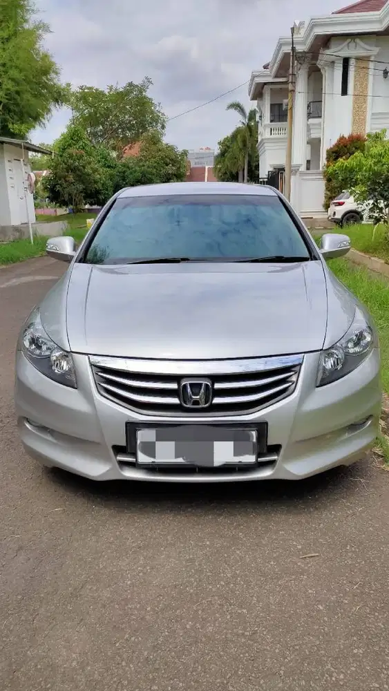 Honda Accord 2012 kemurahan.