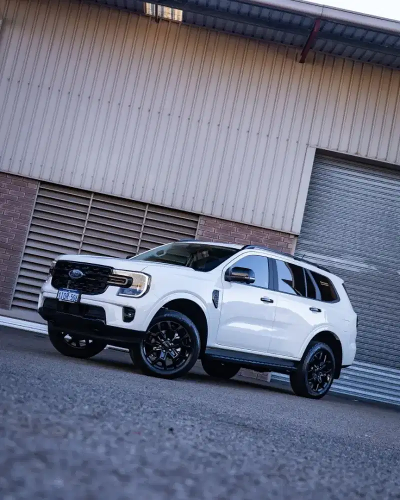 Ford Everest Sport 4x2 2.0L