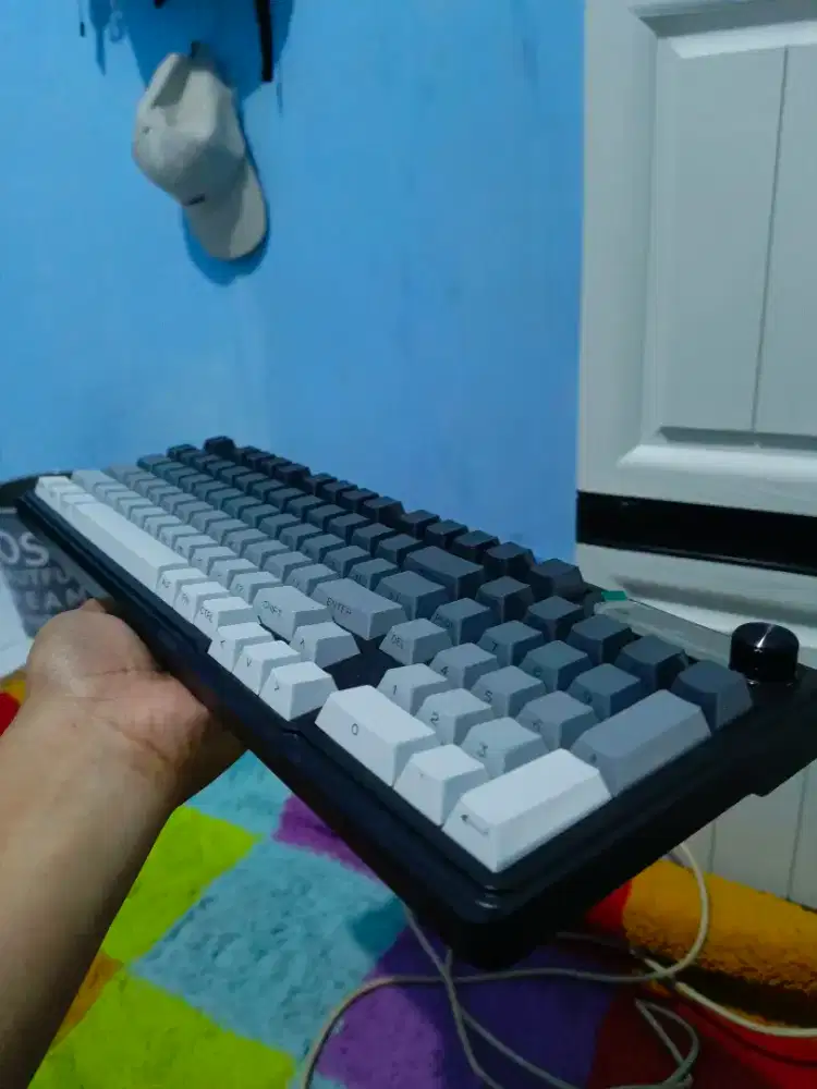 Keyboard Merk Furycube tipe IP98 like new!!!