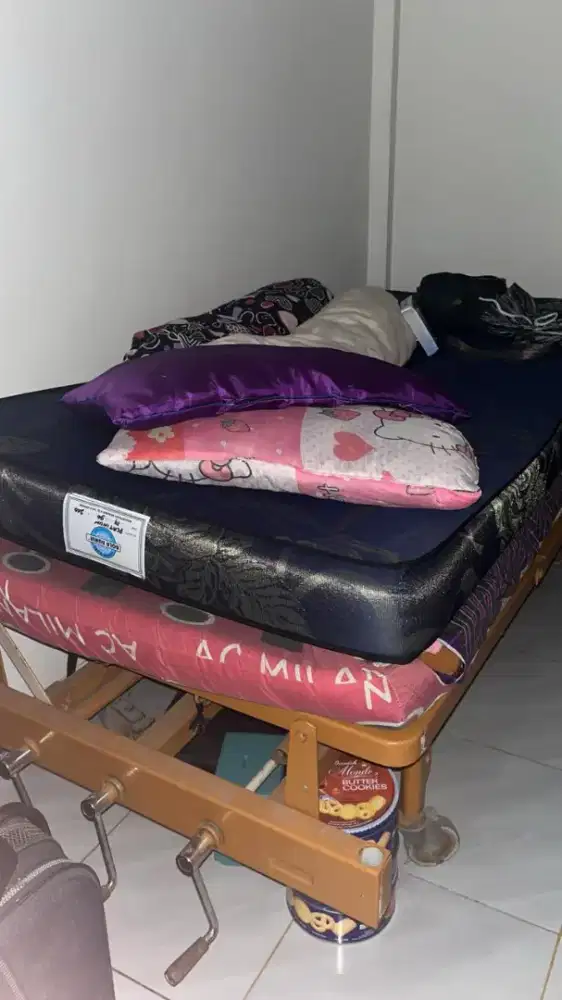 Tempat Tidur Kasur Pasien Rumah Sakit Bekas