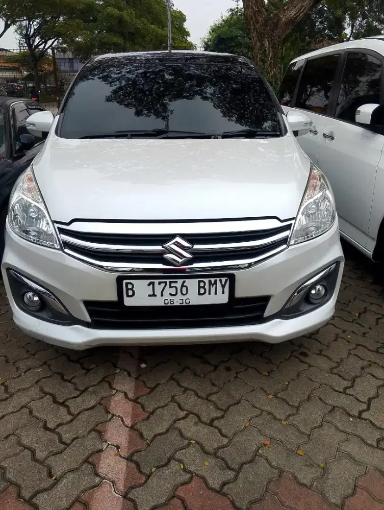 ERTIGA GX AT/AUTOMATIC 2017 SILVER