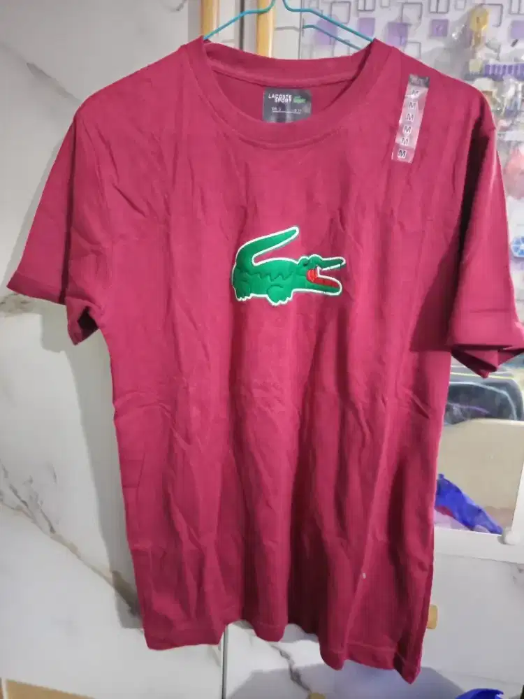 Kaos Pria Merah