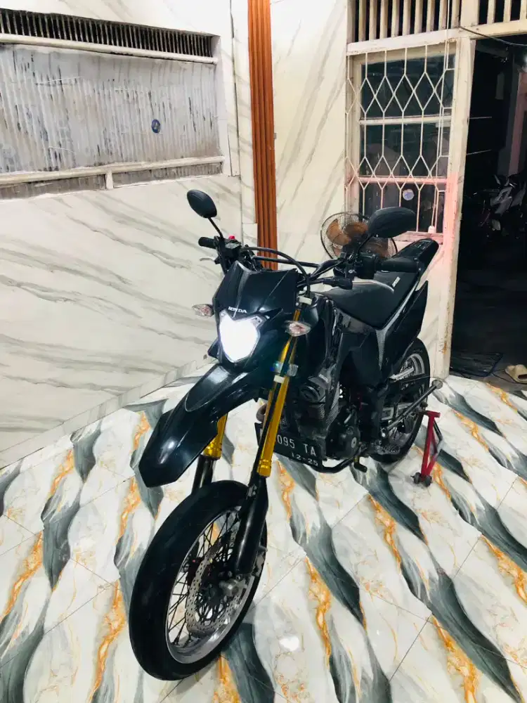 HONDA CRF NEW CHAMPION ISTIMEWA 2020 Pajak Off