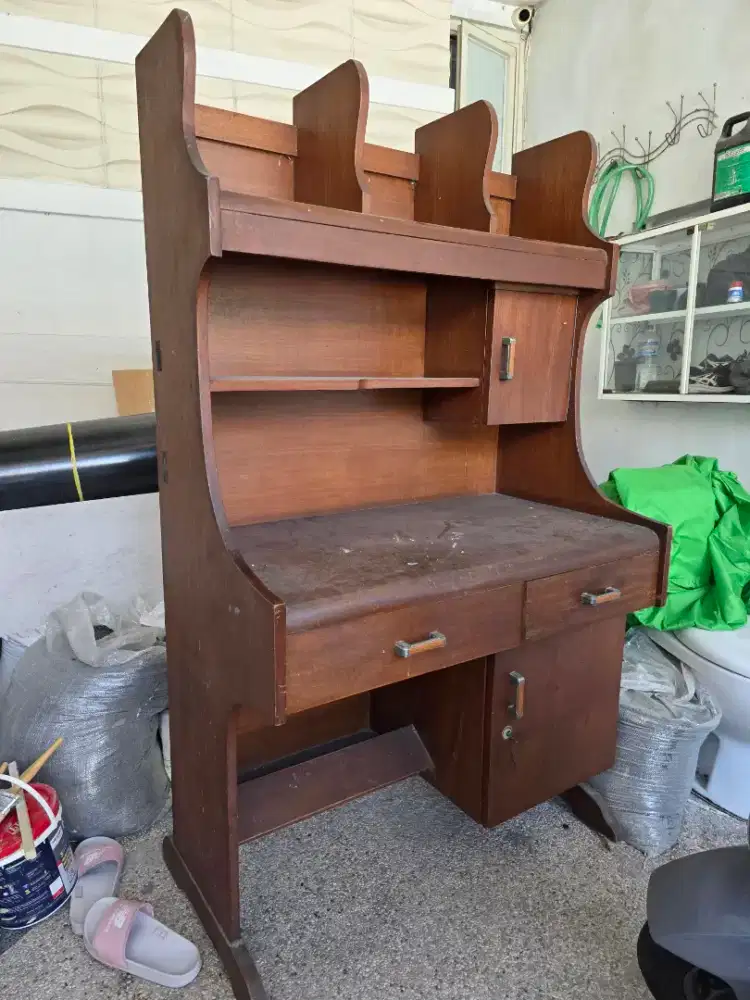 Meja belajar kayu jati