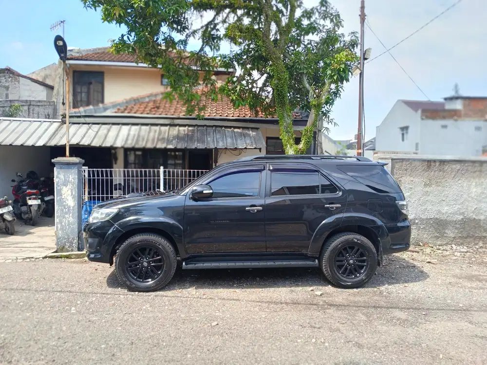 Toyota Fortuner 2013 Diesel