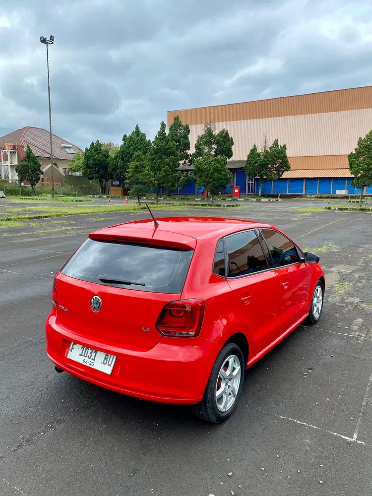 Volkswagen Polo 2012 Bensin