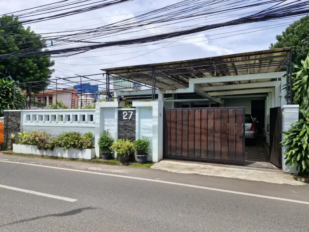 DIJUAL RUMAH MEWAH DENGAN KOLAM RENANG DI KEBAGUSAN – JAKARTA SELATAN