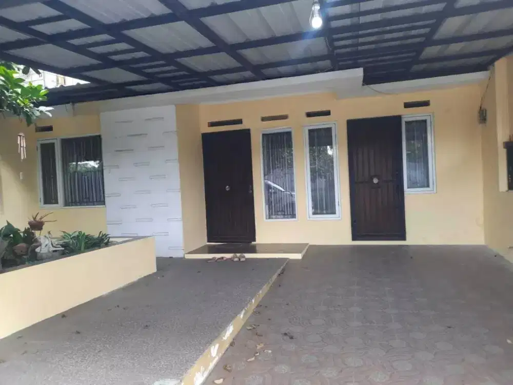 Turun Harga! Dijual Rumah 2 Lantai Siap Huni Dalam Komplek Arcamanik Cisaranten Endah