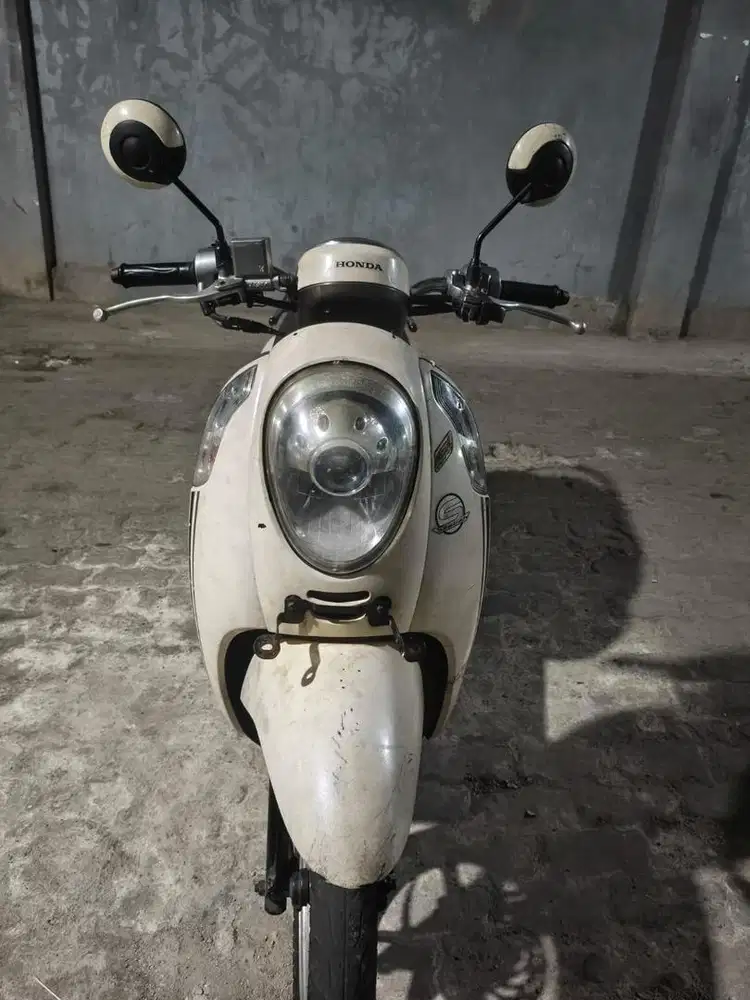 Honda Scoopy 2016