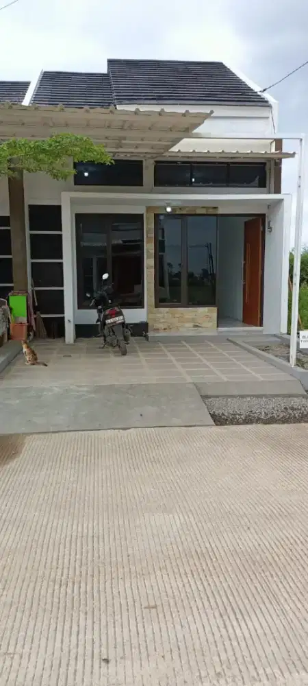 DISEWAKAN RUMAH BARU DI BANDUNG