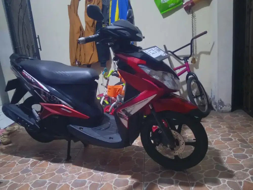 Yamaha Xeon Carbu 2011