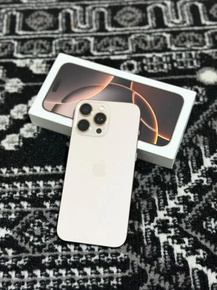 iPhone 16 Pro Max 512GB Beacukai Resmi (Baca Deskripsi)
