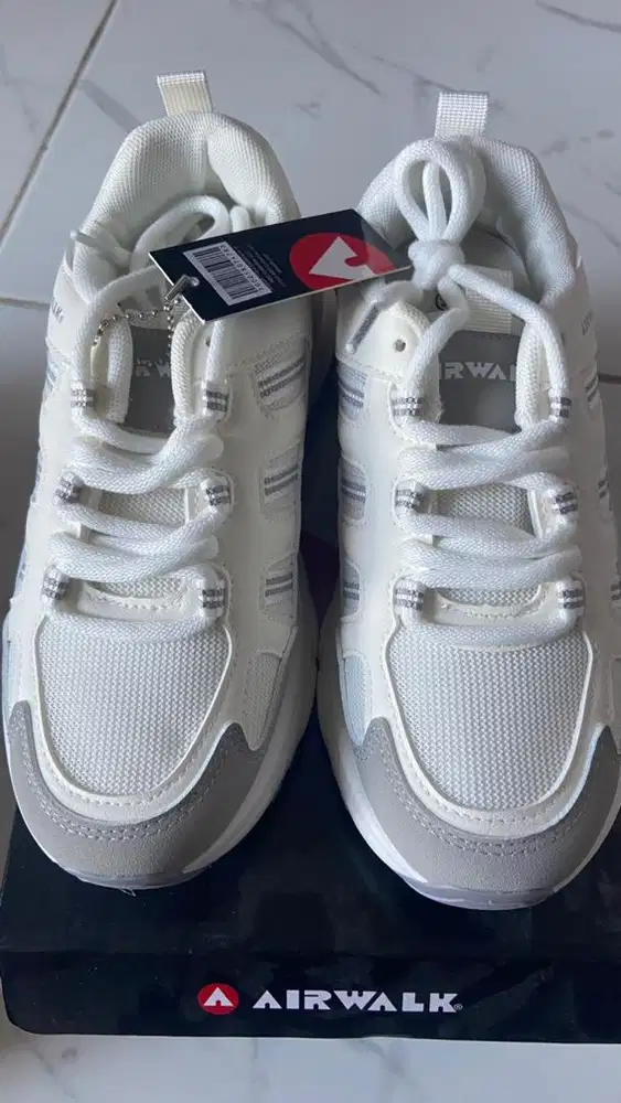 Sepatu Airwalk new