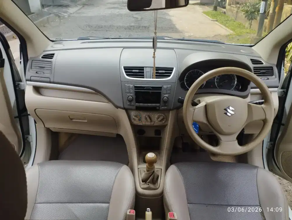 Ertiga GL MT Ac dobel