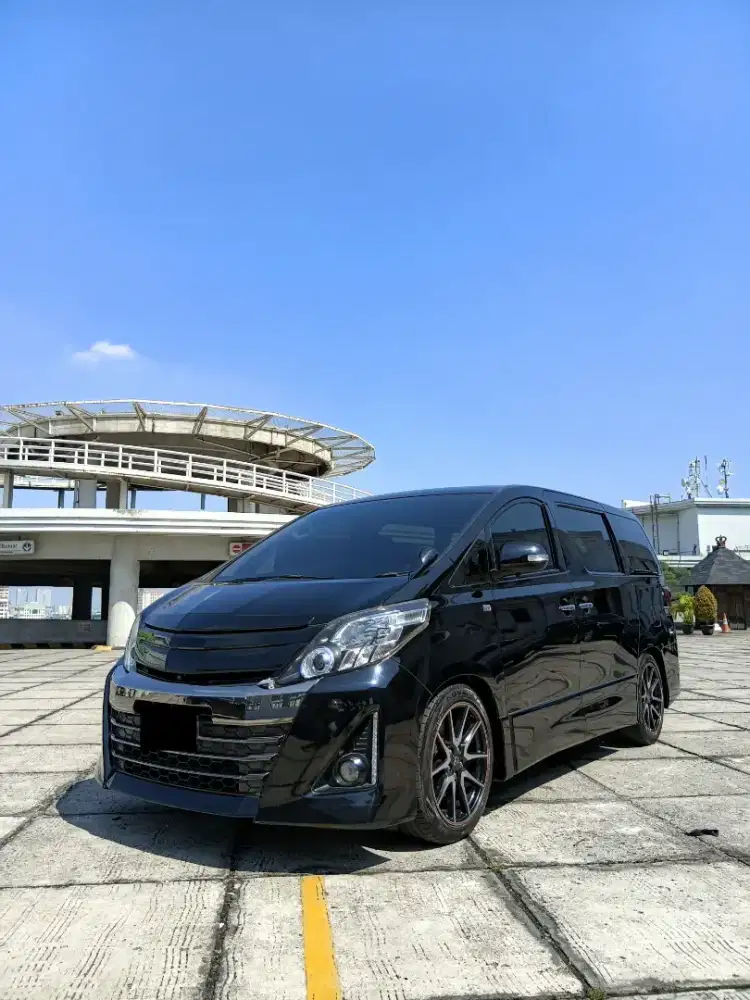 Antik KM LOW 30 rban Toyota Alphard GS CBU JAPAN 2.4 AT Matic 2013