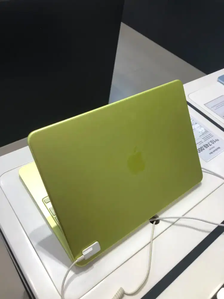 Macbook Neo 256GB Ready