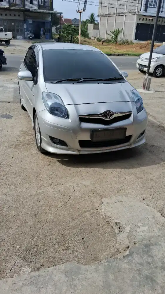 Yaris Type S M/T 2010