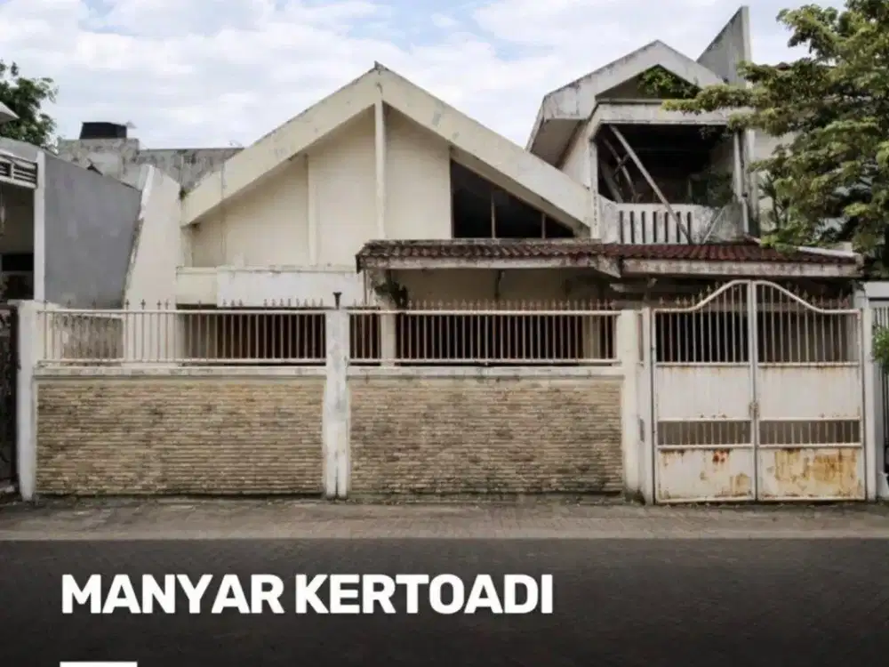 Rumah Manyar Kertoadi  STRATEGIS