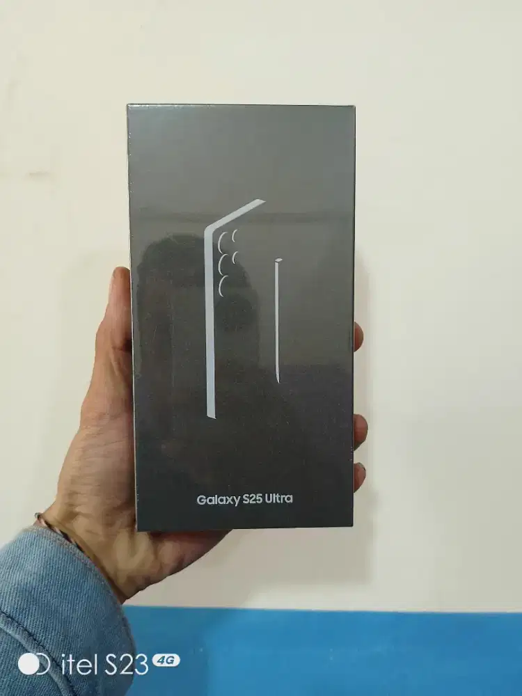 Samsung S25 Ultra Sein 12/512 New Segel