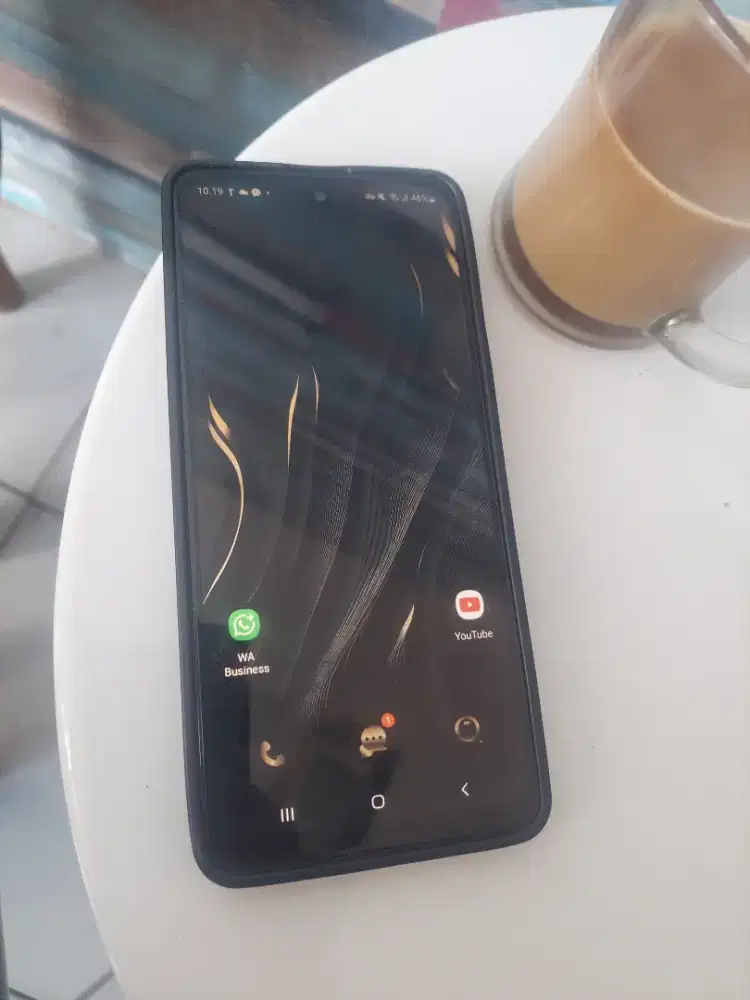 Samsung A71 (8/128)