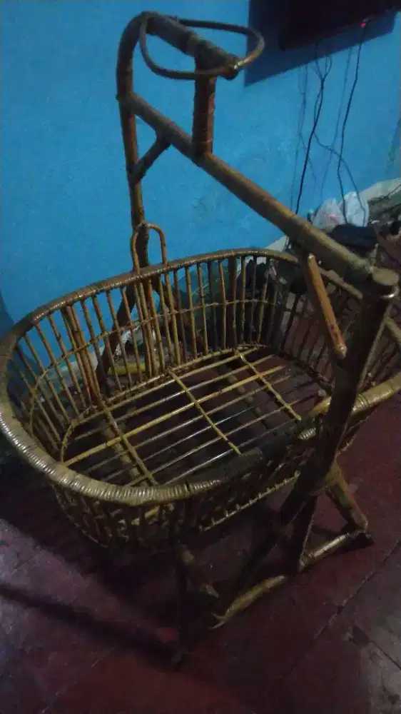 Ayunan bayi rotan