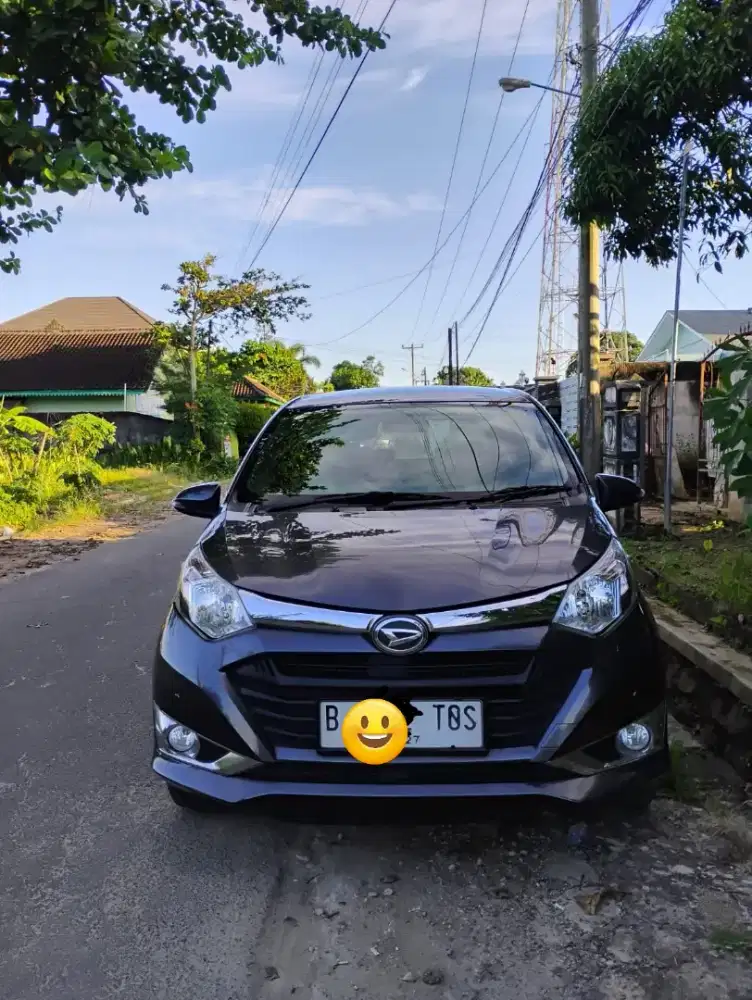 Daihatsu Sigra R deluxe
