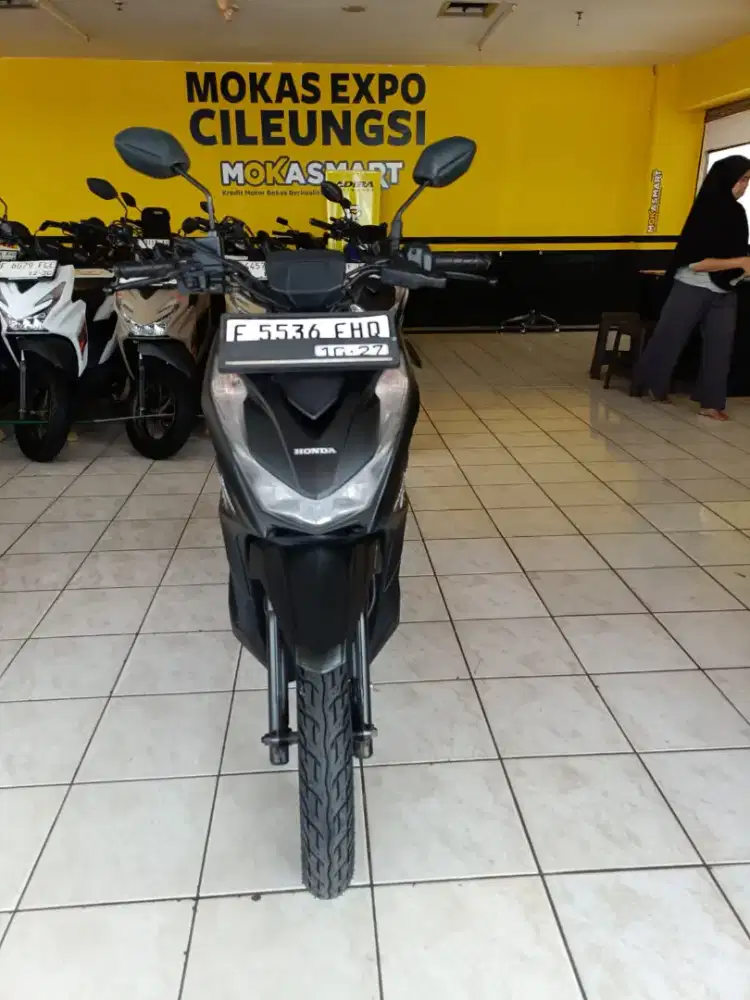 Dijual motor Honda Beat street 2022