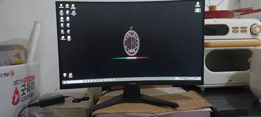 LED Curved MSI MAG244C